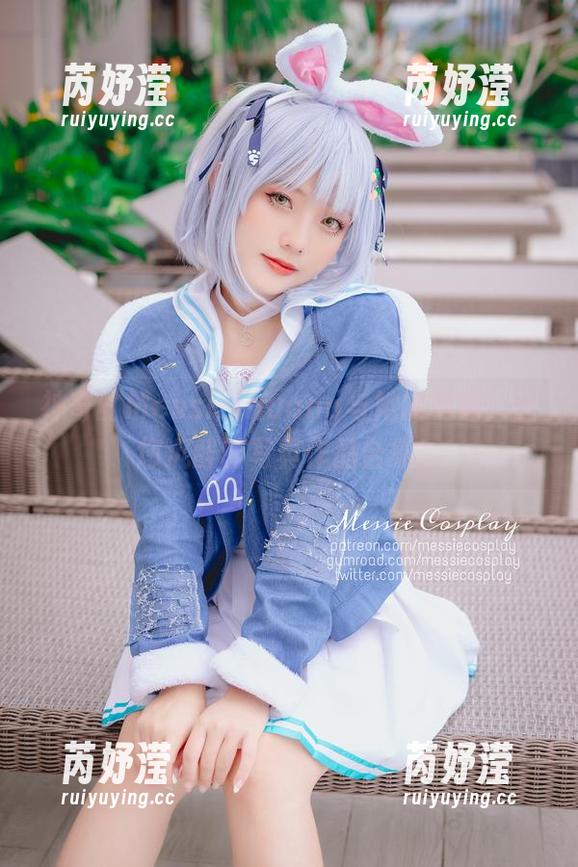 神奇的Messie Huang与她的申鹤：让您沉醉的写真作品合集！
